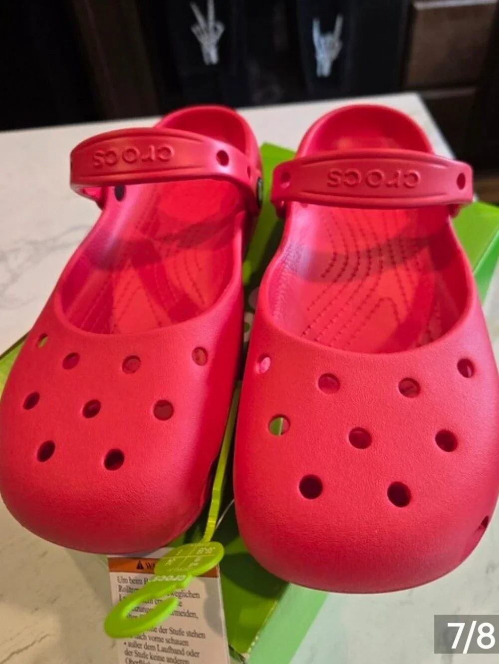 NWT! CROCS Classic Mary Janes In Cherry Red. Size 8 - Picture 7 of 7
